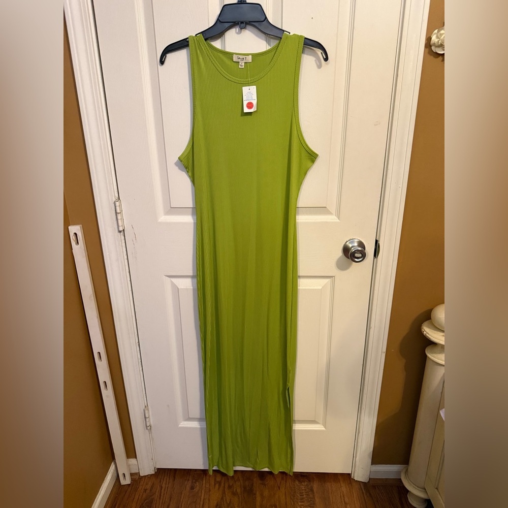 Green Sleeveless Maxi Dress